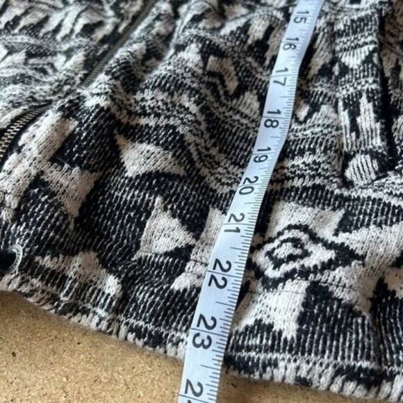 American Eagle Outfitters Hooded Zip-Up Sweater Black/White Drawstring Hem Sz M - Picture 10 of 11